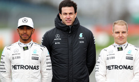 Hamilton, Wolff, Bottas