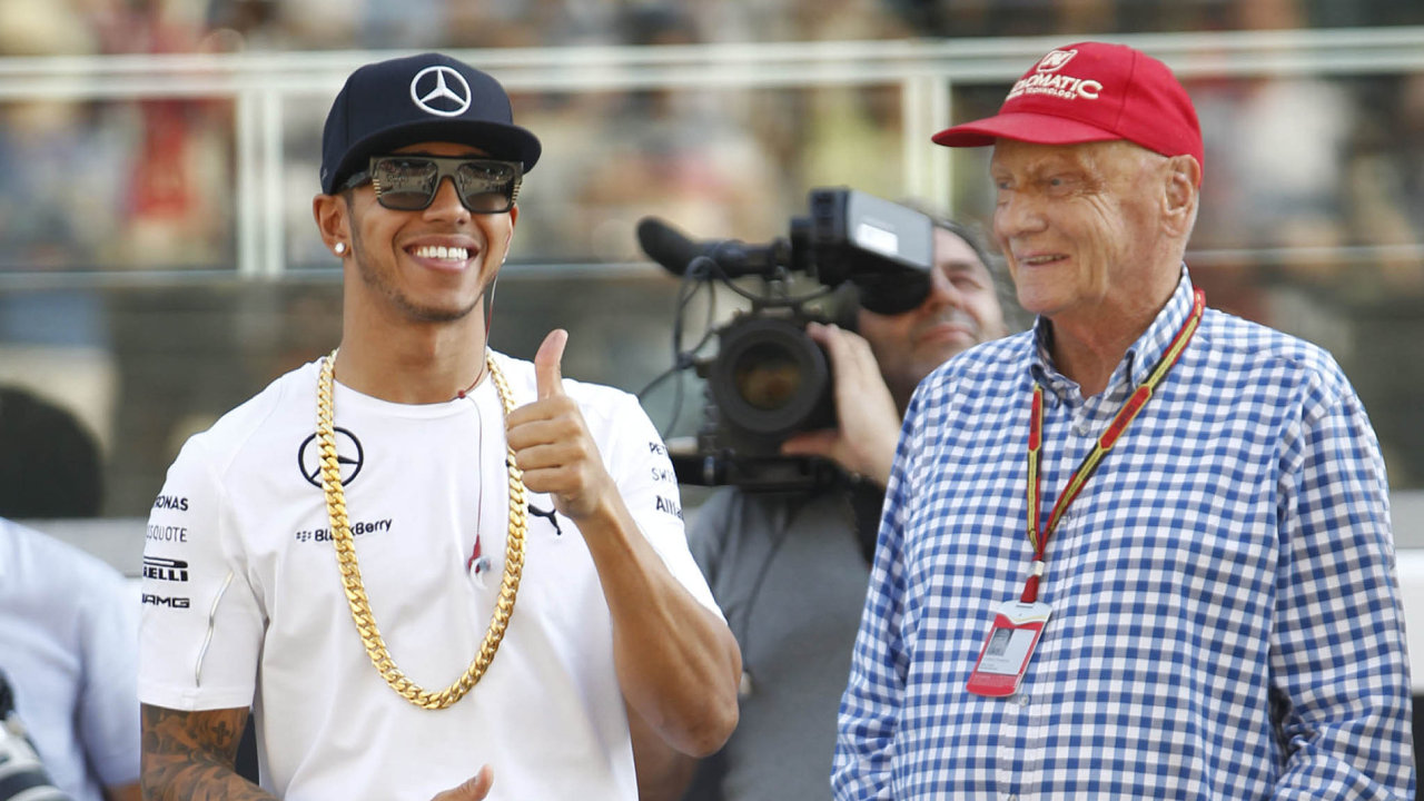 Niki And Lewis