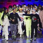 TOMMY HILFIGER CELEBRA LA HERENCIA SPORTWEAR CON LA TERCERA COLE